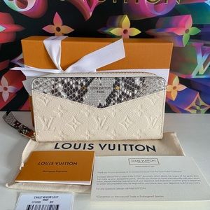 ‼️SOLD‼️ New! Louis Vuitton Python Zippy